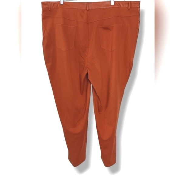 Women's Brown Leather Pants - Picture 3 of 7